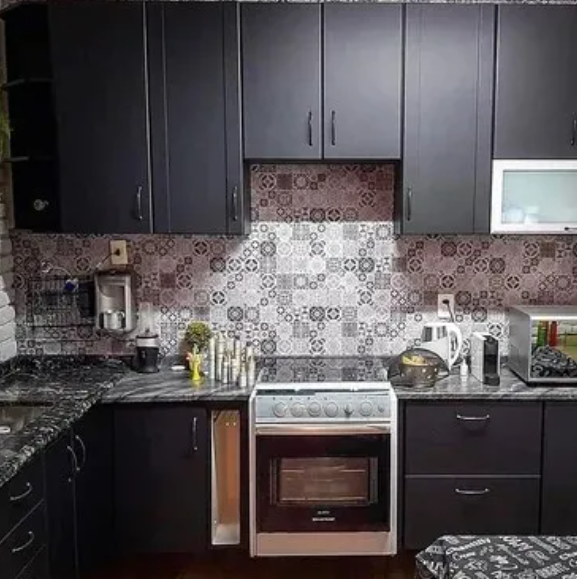 Revestimento Vinílico Adesivo Preto Fosco Blackout – Alltak -Janela, Vidro, Porta, Móveis e Geladeira